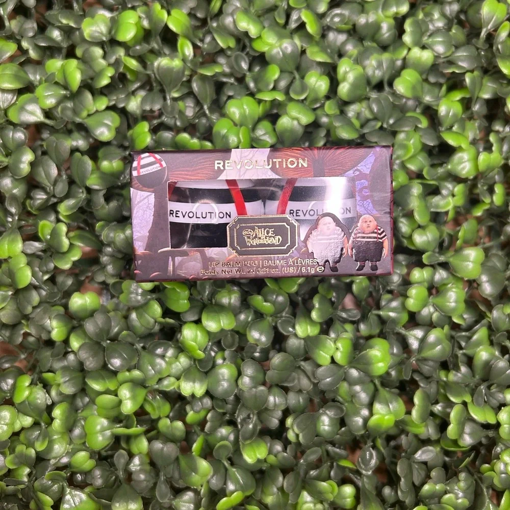Revolution Alice in Wonderland Lip Kit